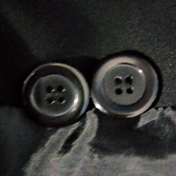 "Valerieā
Stevens"āwoman'sĀ š§„ā
coat - Picture 7 of 8